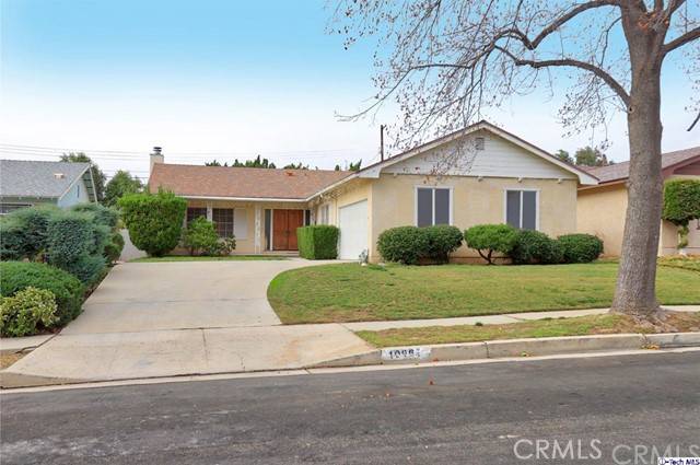 Granada Hills, CA 91344,10961 Debra AVE