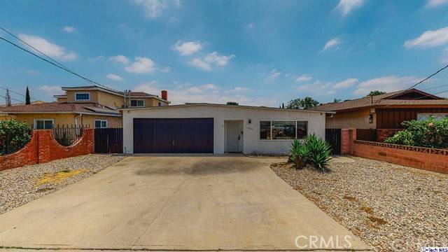 Sun Valley, CA 91352,10900 Vinedale ST