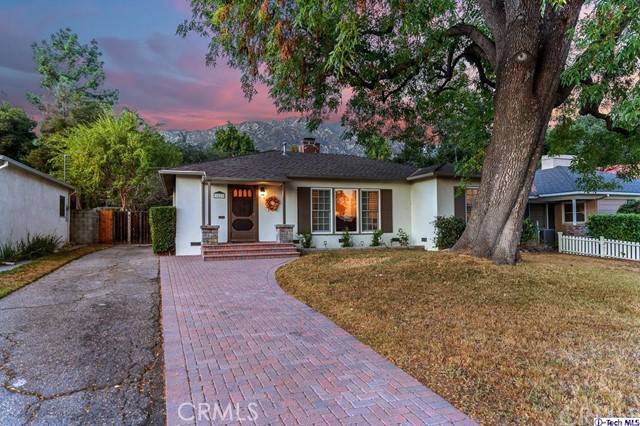 Altadena, CA 91001,1821 Meadowbrook RD