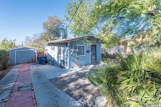 Tujunga, CA 91042,10345 Helendale AVE