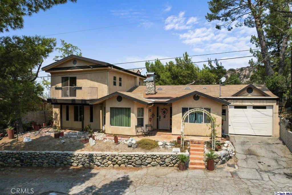 Tujunga, CA 91042,6215 Gyral DR