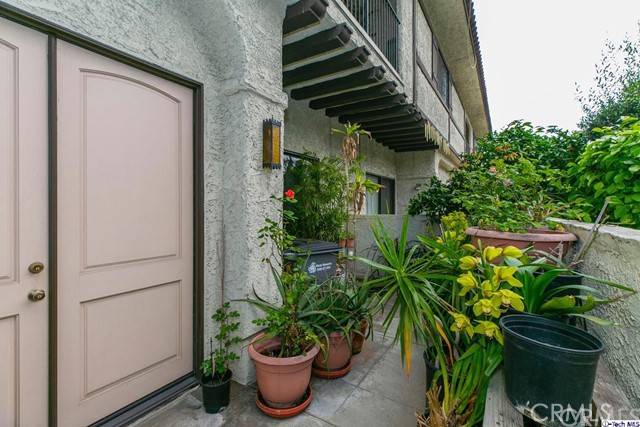 Glendale, CA 91204,500 Ivy ST #2