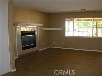 Hesperia, CA 92345,10620 10th AVE