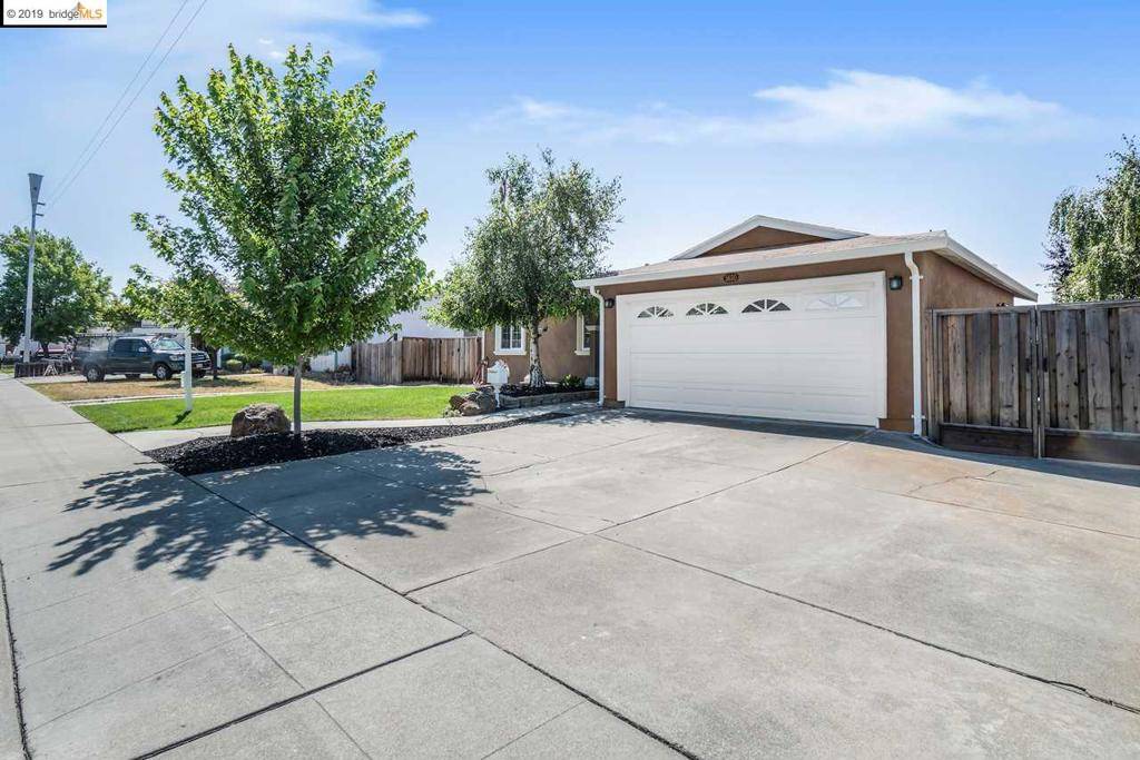 Livermore, CA 94551,5650 Oakmont Cir