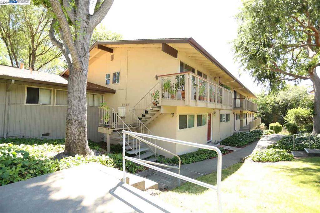 Pinole, CA 94564,2950 E Estates Ave #5