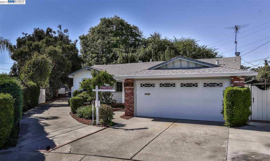 Fremont, CA 94538,5672 Coral Ct