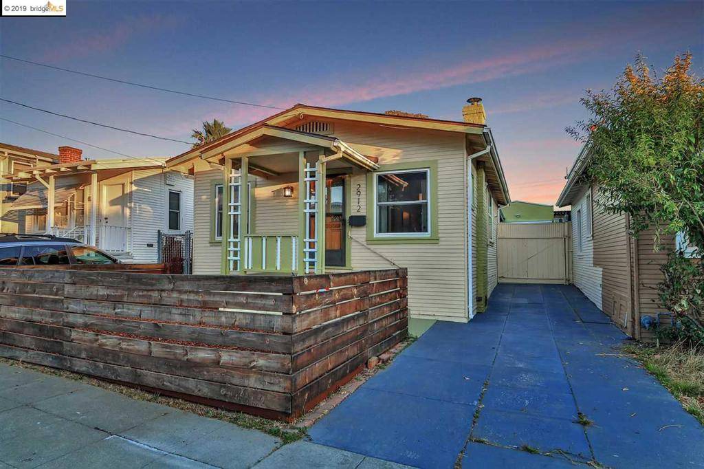 Oakland, CA 94619,2912 Viola St