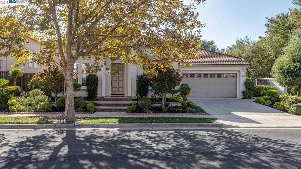 San Ramon, CA 94582,6064 Hedgecrest Cir