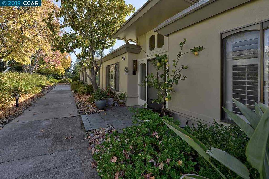 Walnut Creek, CA 94595,2045 Pine Knoll Dr #3