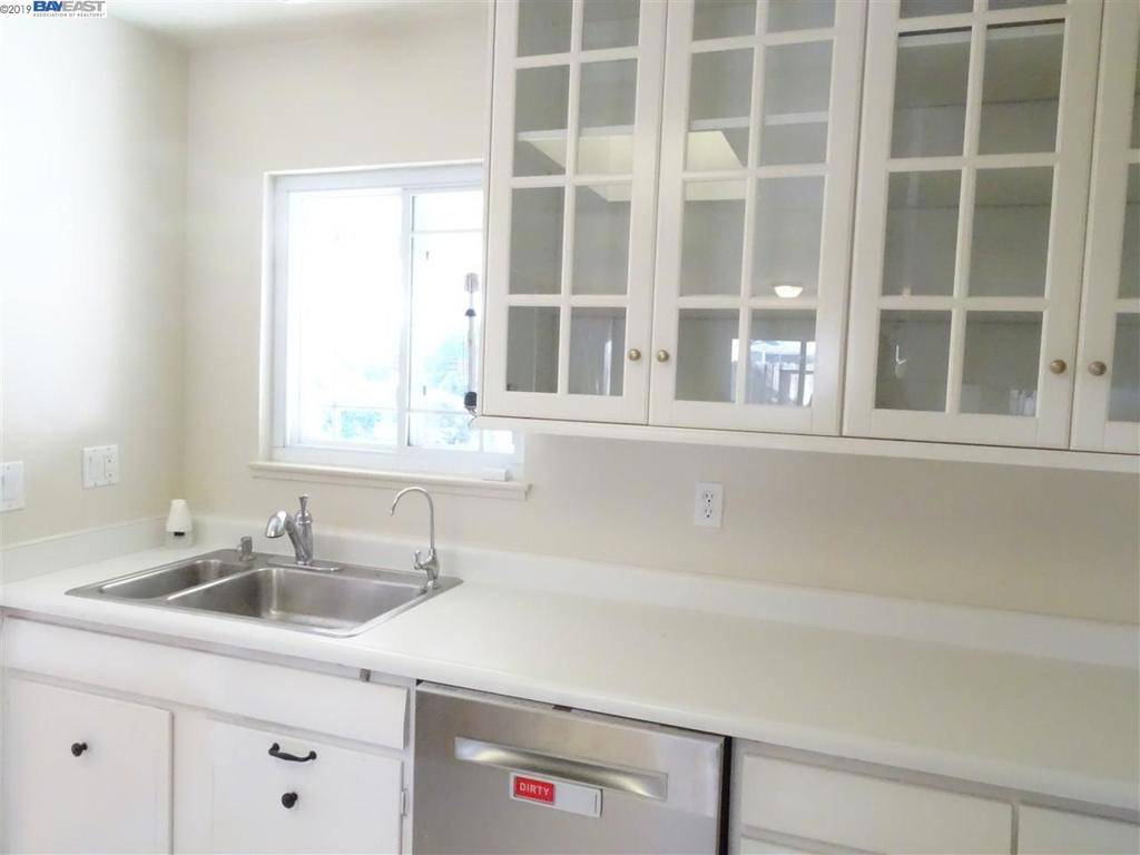 Fremont, CA 94536,38872 Glenview Dr