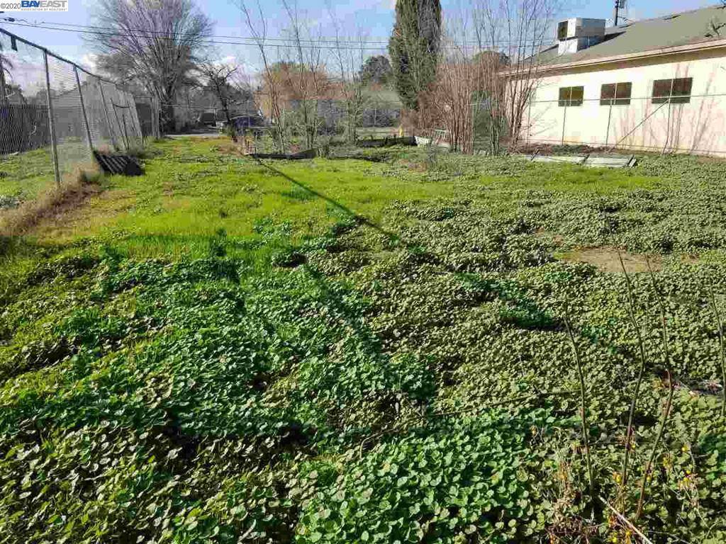 Tracy, CA 95376-2113,2490 altoga