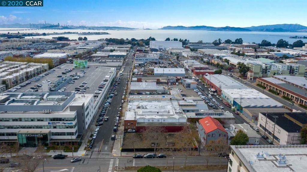 Berkeley, CA 94702,3020 San Pablo Ave