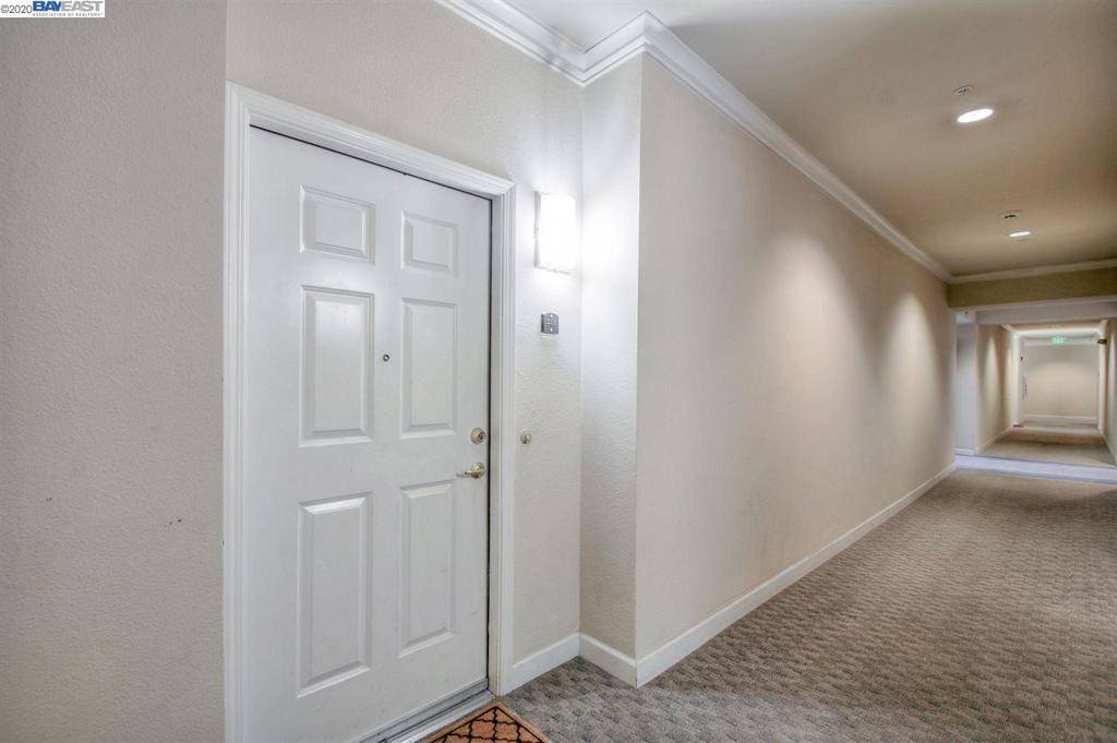 Fremont, CA 94536,38740 Tyson Ln #213B