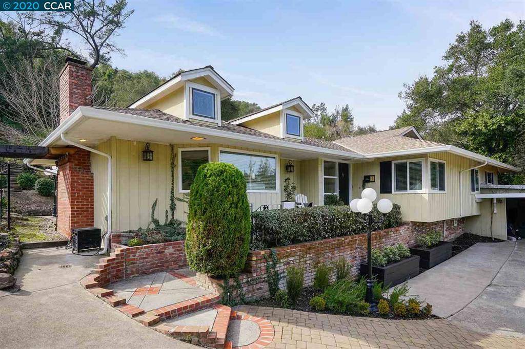 Orinda, CA 94563,17 Sleepy Hollow Ln