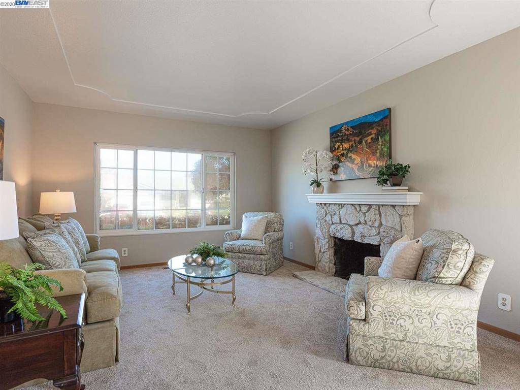 Fremont, CA 94536,35229 Erving Ct