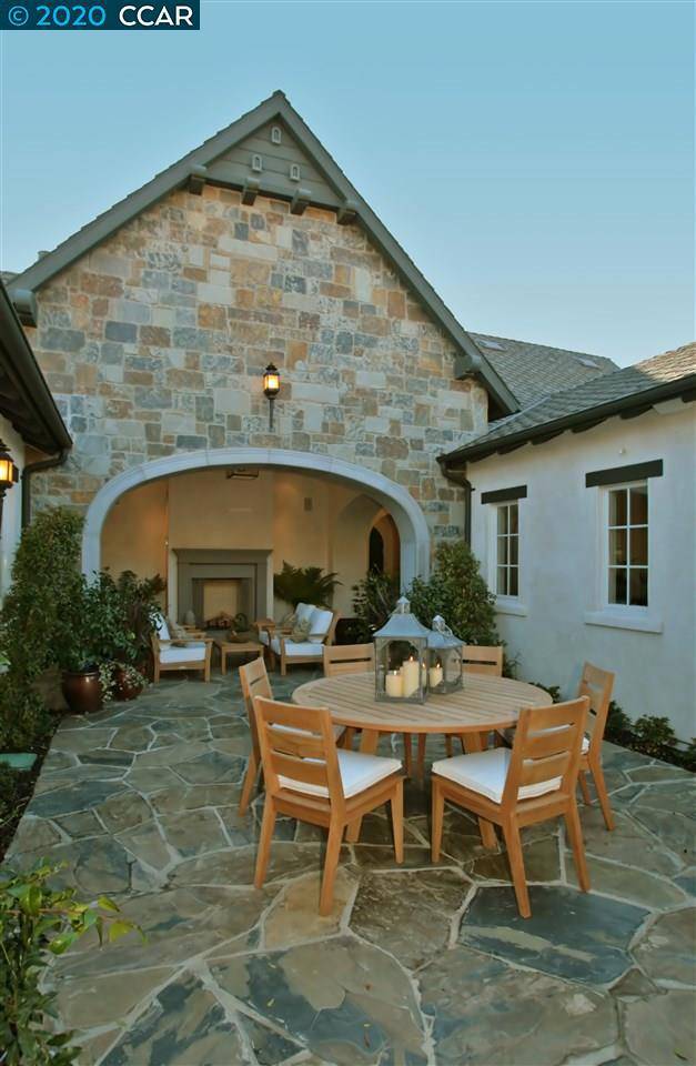 Orinda, CA 94563,5 Paintbrush Lane