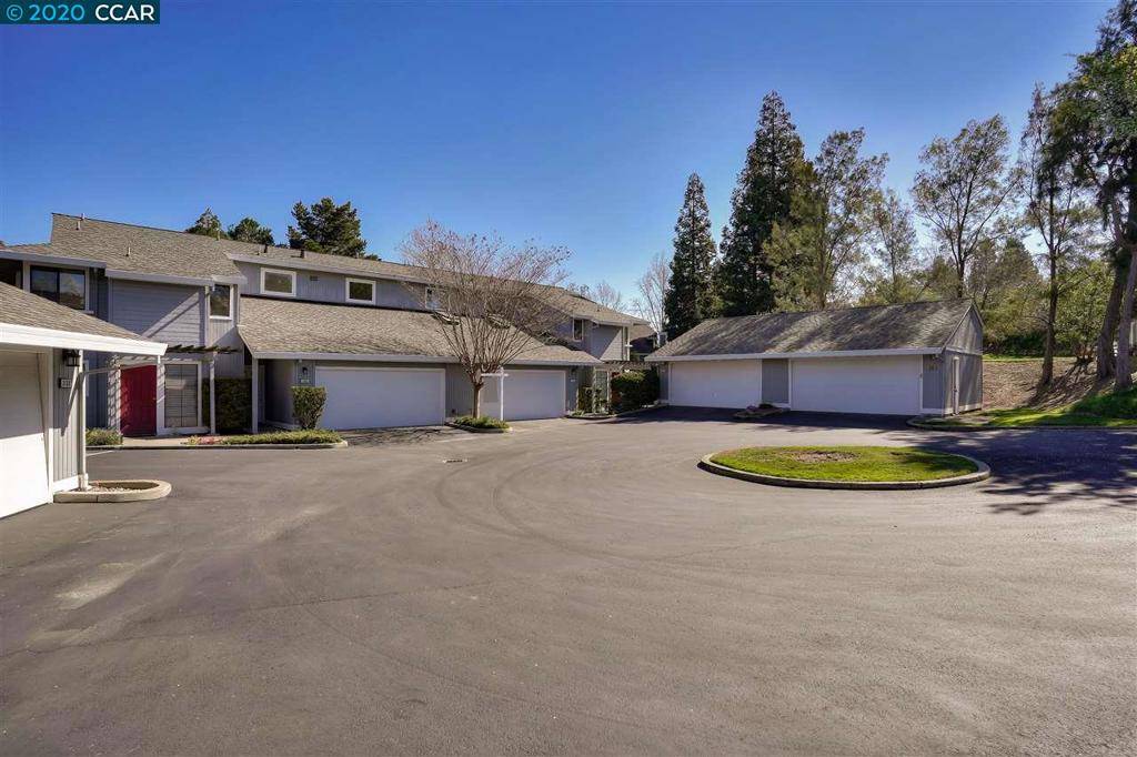 Pleasant Hill, CA 94523-2170,324 Grapevine Place