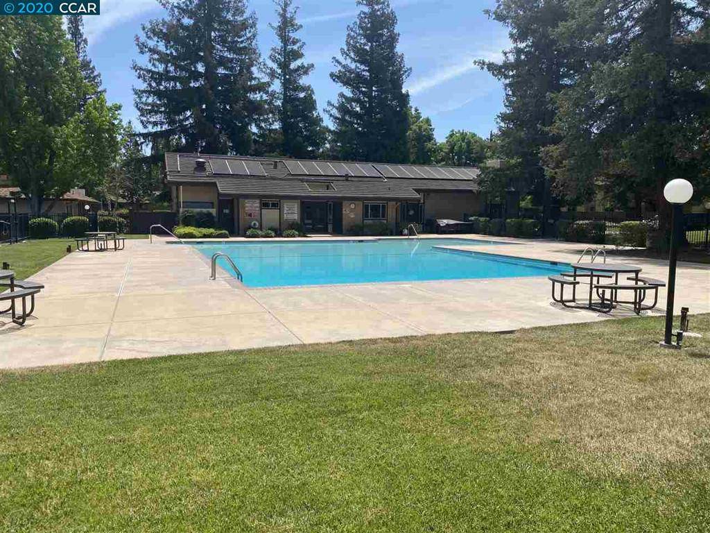 Walnut Creek, CA 94598,2001 Countrywood Ct