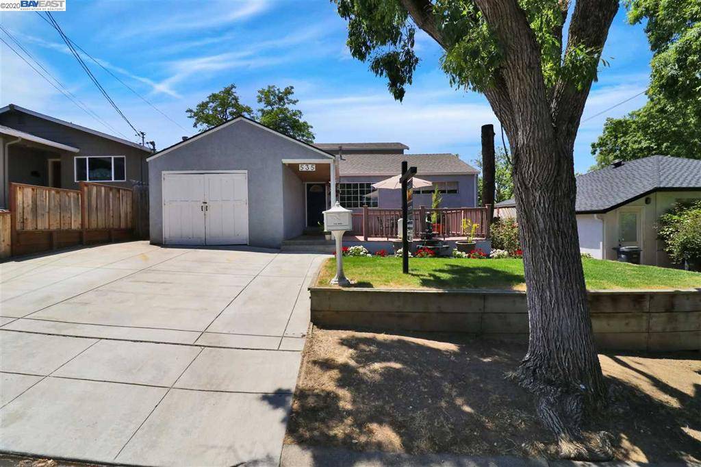 Pleasanton, CA 94566,535 E Angela St