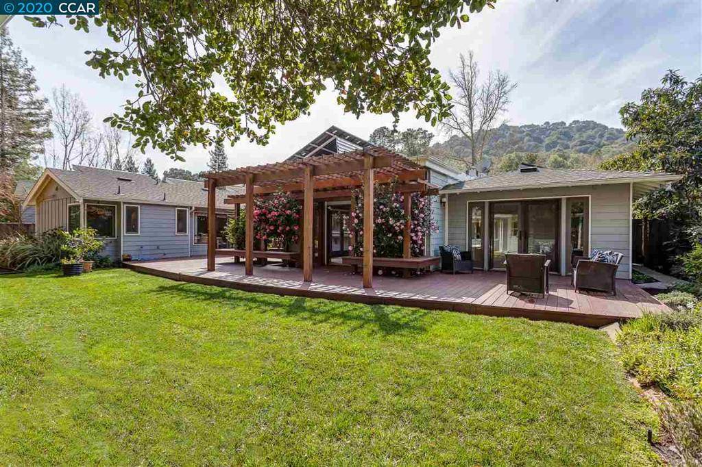 Orinda, CA 94563,51 Donna Maria Way