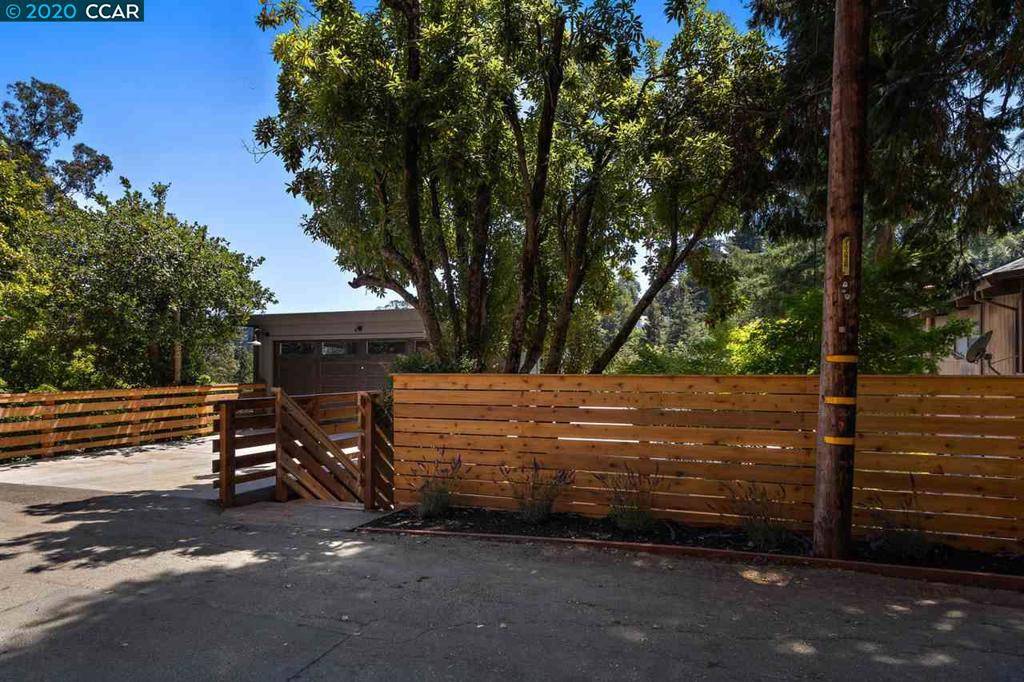 Oakland, CA 94611,1825 Arrowhead Dr