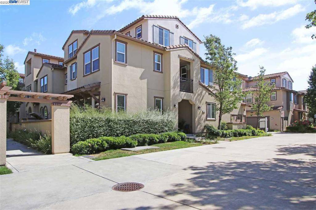 San Ramon, CA 94582,5300 Fioli Loop