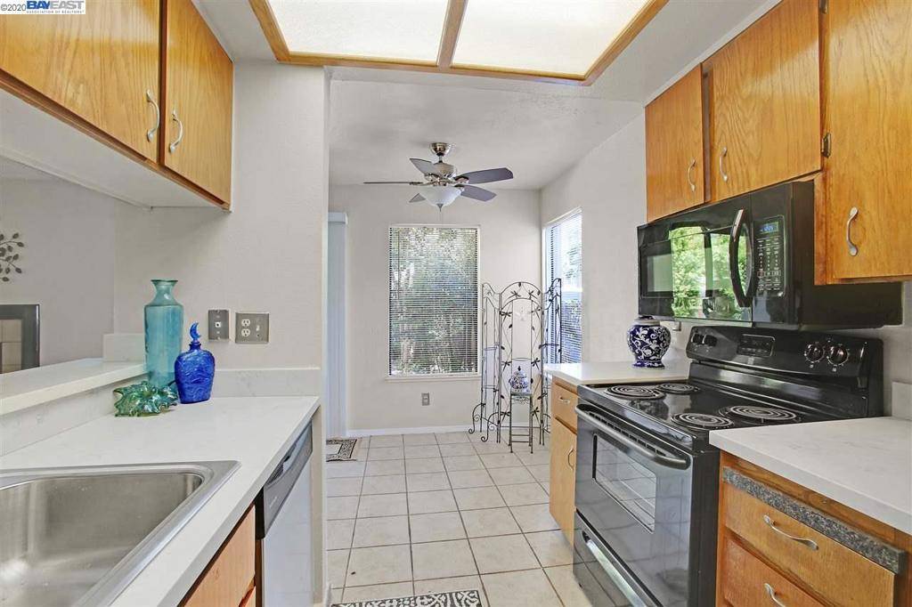 Fremont, CA 94536,937 Cherry Glen Cir