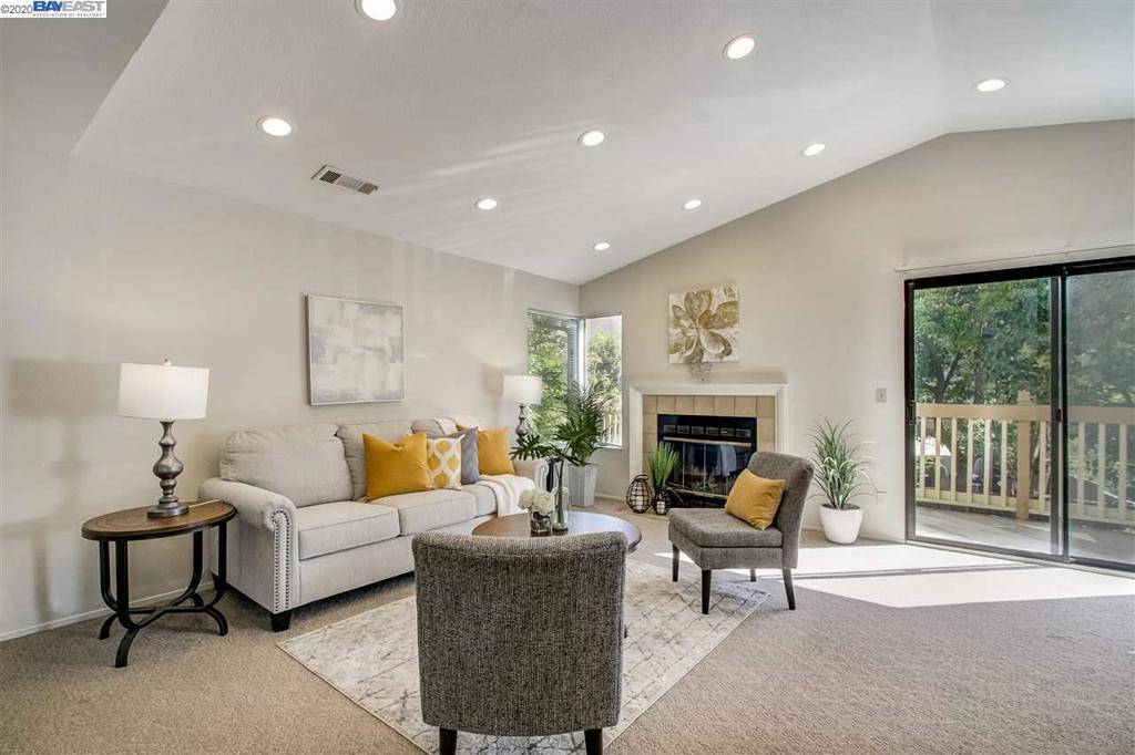 Fremont, CA 94536,935 Cherry Glen Cir #219