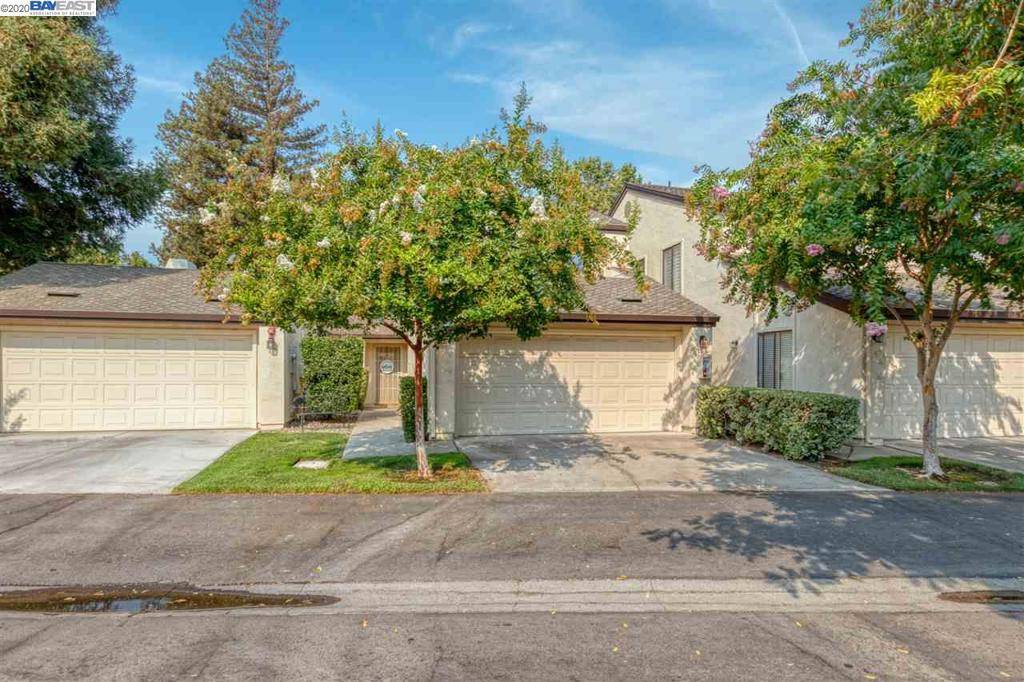 Modesto, CA 95355-5211,1108 Cedar Creek Drive #3