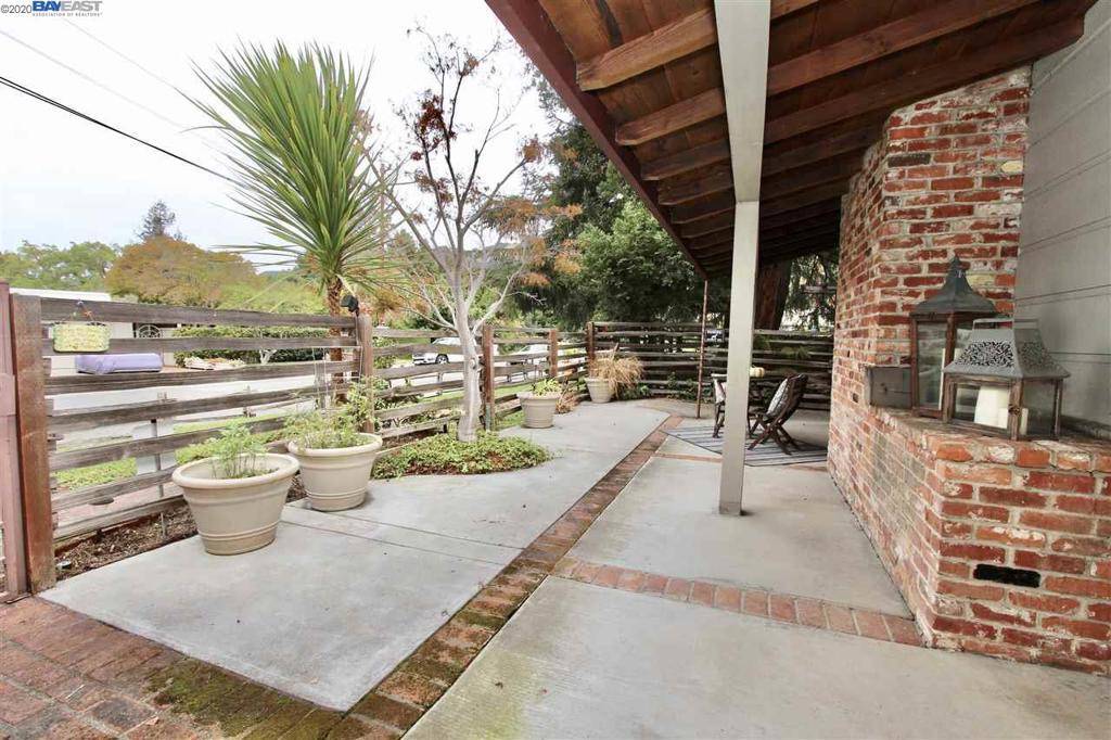 San Leandro, CA 94577,1591 Daniels Dr