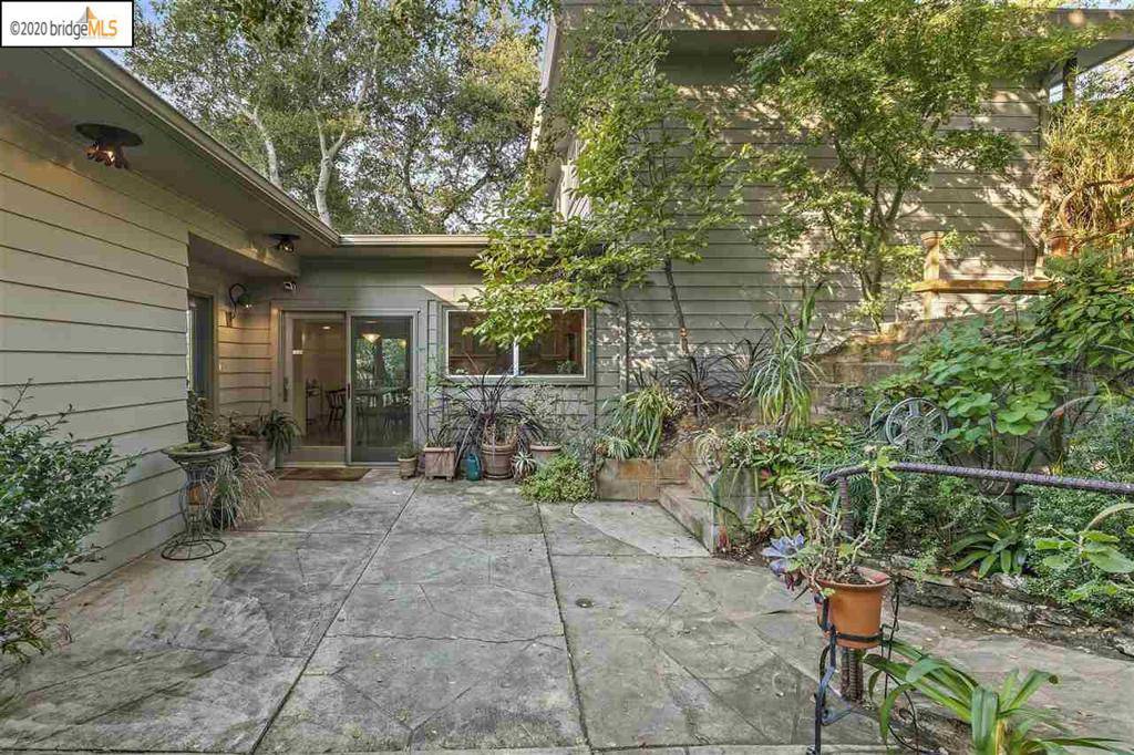 Berkeley, CA 94705,57 Evergreen Ln