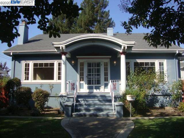 Hayward, CA 94541,914 Blossom Way