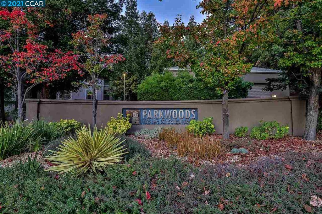 Oakland, CA 94618,180 Caldecott Ln #216