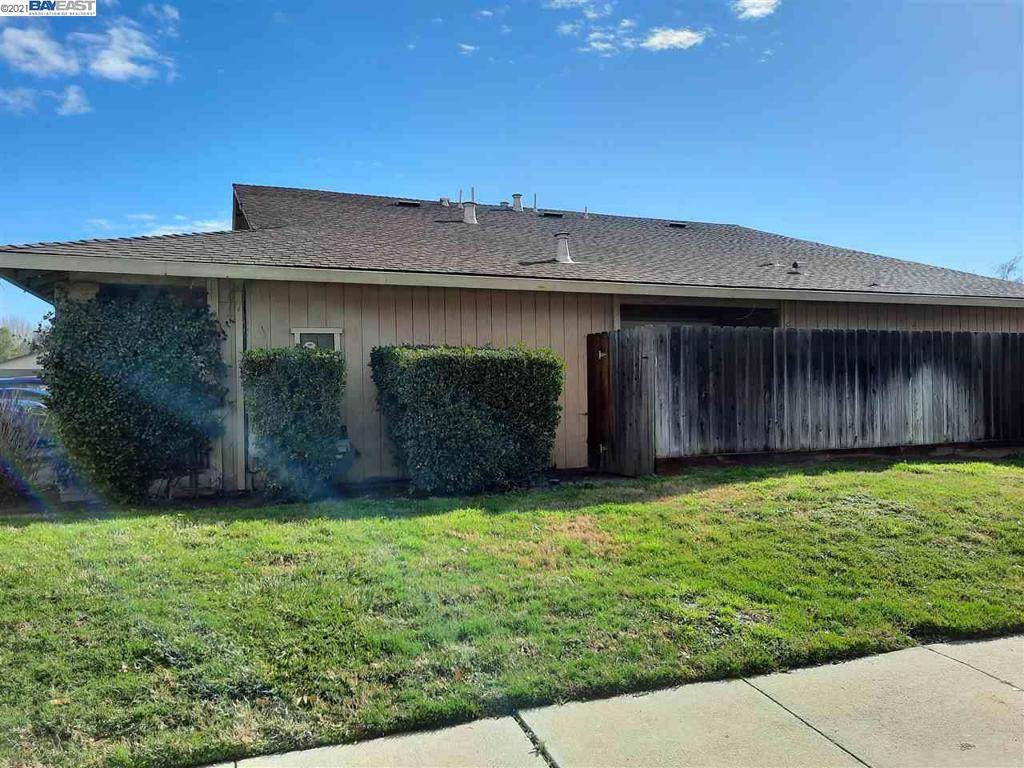 Manteca, CA 95366,1394 Pajaro,