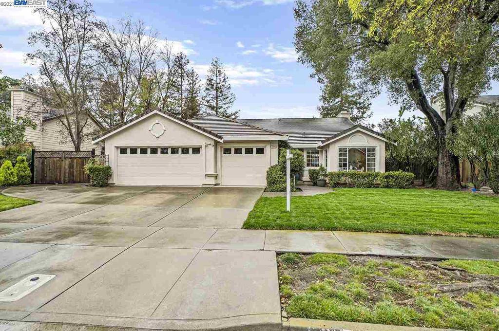 Livermore, CA 94550,5890 Arlene Way