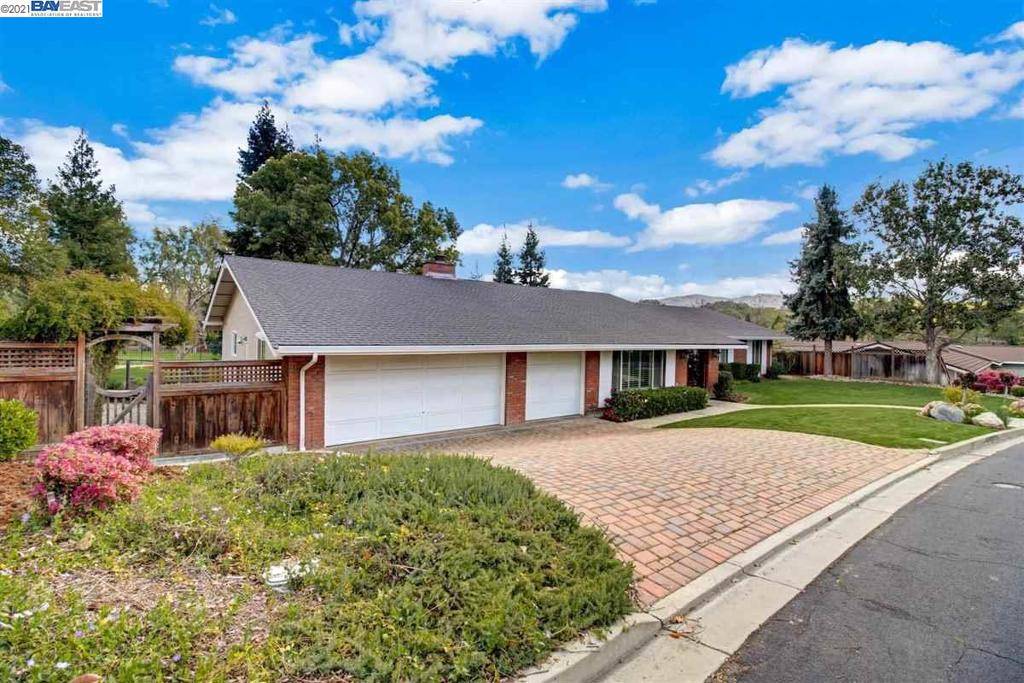 Alamo, CA 94507,24 Tracy Ct