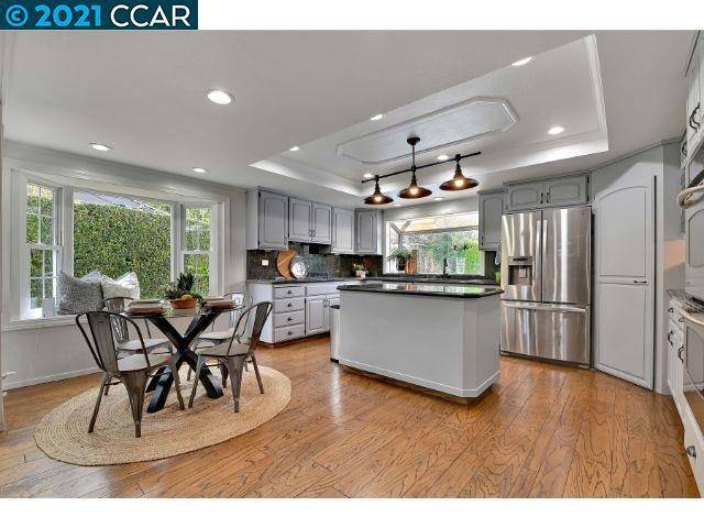 Walnut Creek, CA 94598,537 Banyan Cir