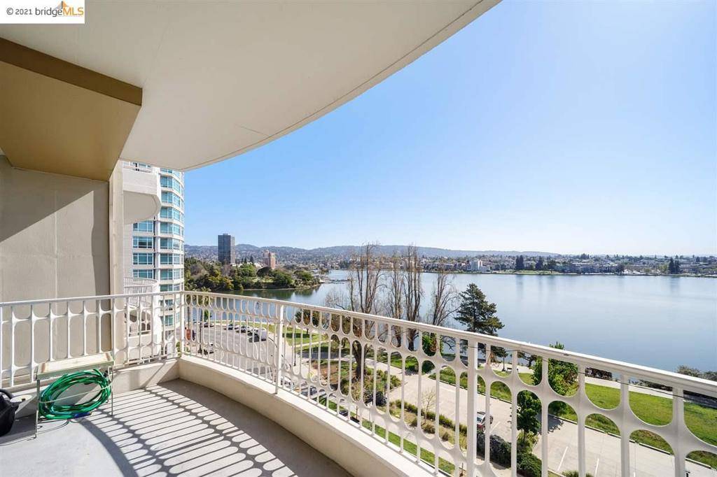 Oakland, CA 94612,1555 Lakeside Dr #94