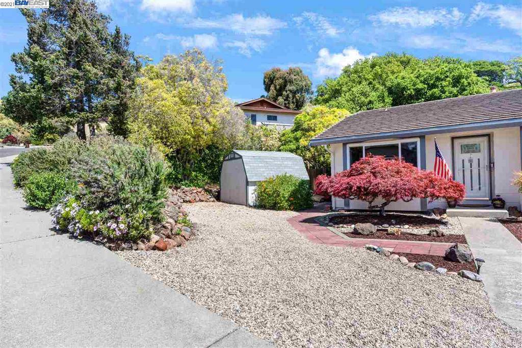 Pinole, CA 94564,2663 Carmelita Way