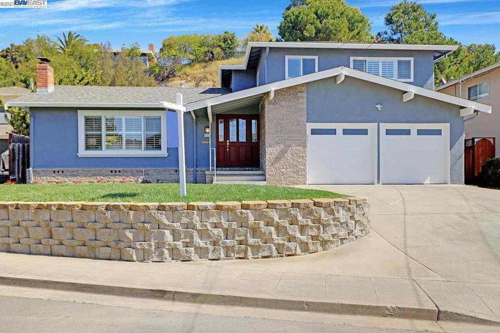 Castro Valley, CA 94546,4728 Sorani Way