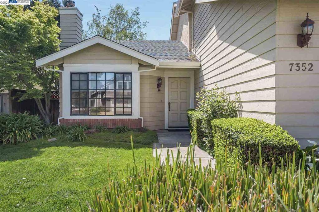 Pleasanton, CA 94588,7352 Elmwood Cir