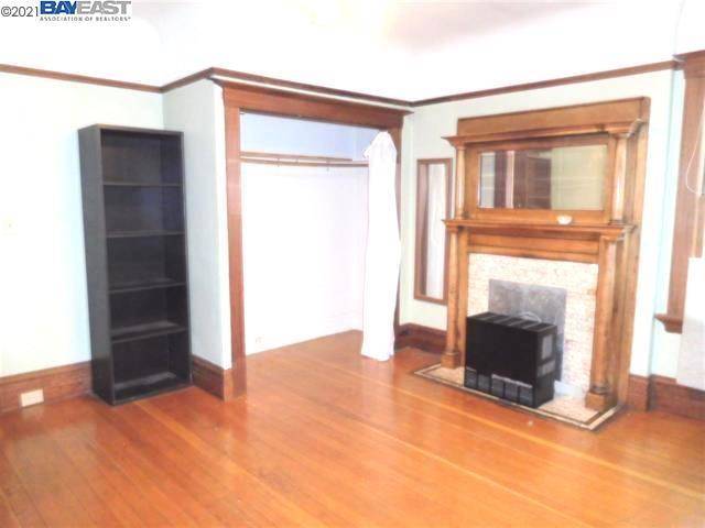 Berkeley, CA 94704,2418 Atherton Street