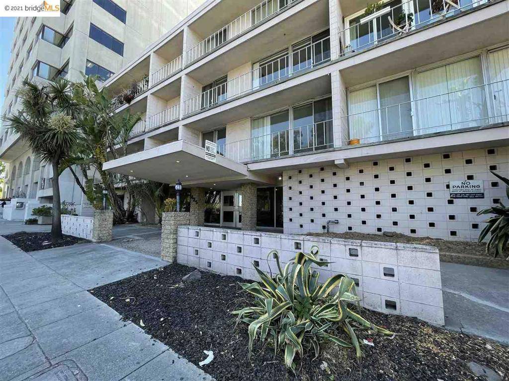 Oakland, CA 94612,1425 Lakeside Dr #106