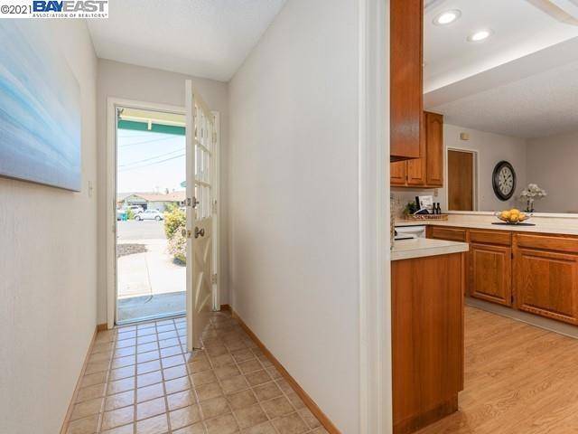 Hayward, CA 94545,1964 Swift Ct