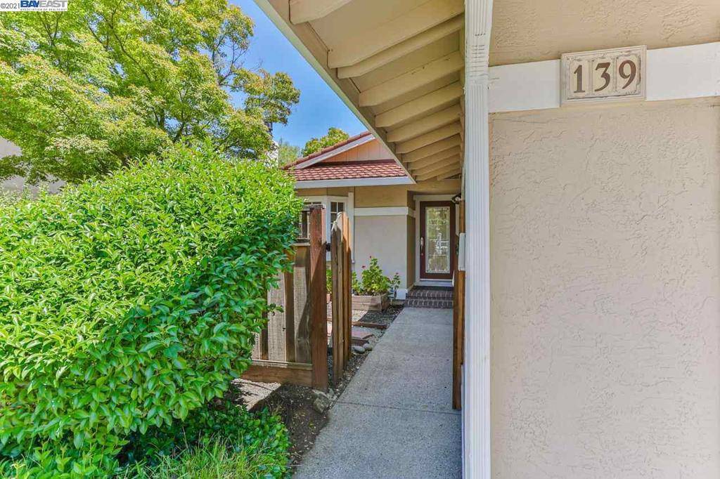 Pleasant Hill, CA 94523,139 Flame Dr