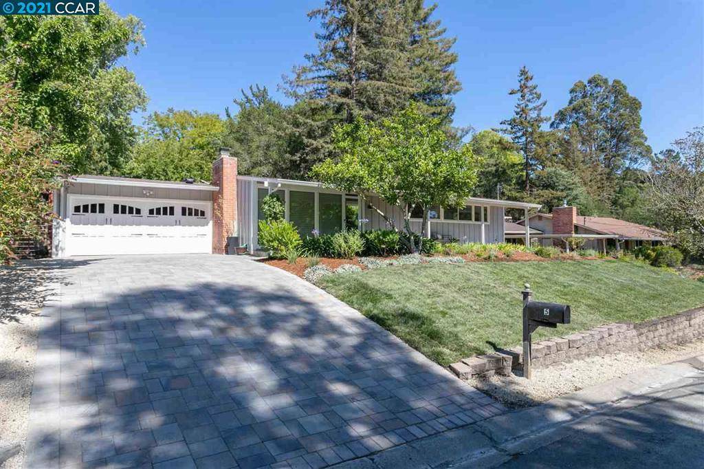 Orinda, CA 94563-4212,5 Lavina Court