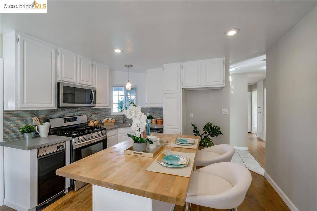 San Leandro, CA 94577,13876 Samoa Road
