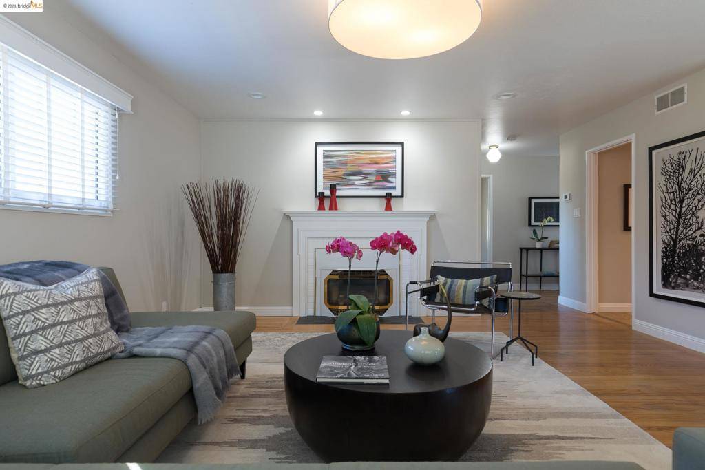 San Leandro, CA 94577,907 Evergreen Ave