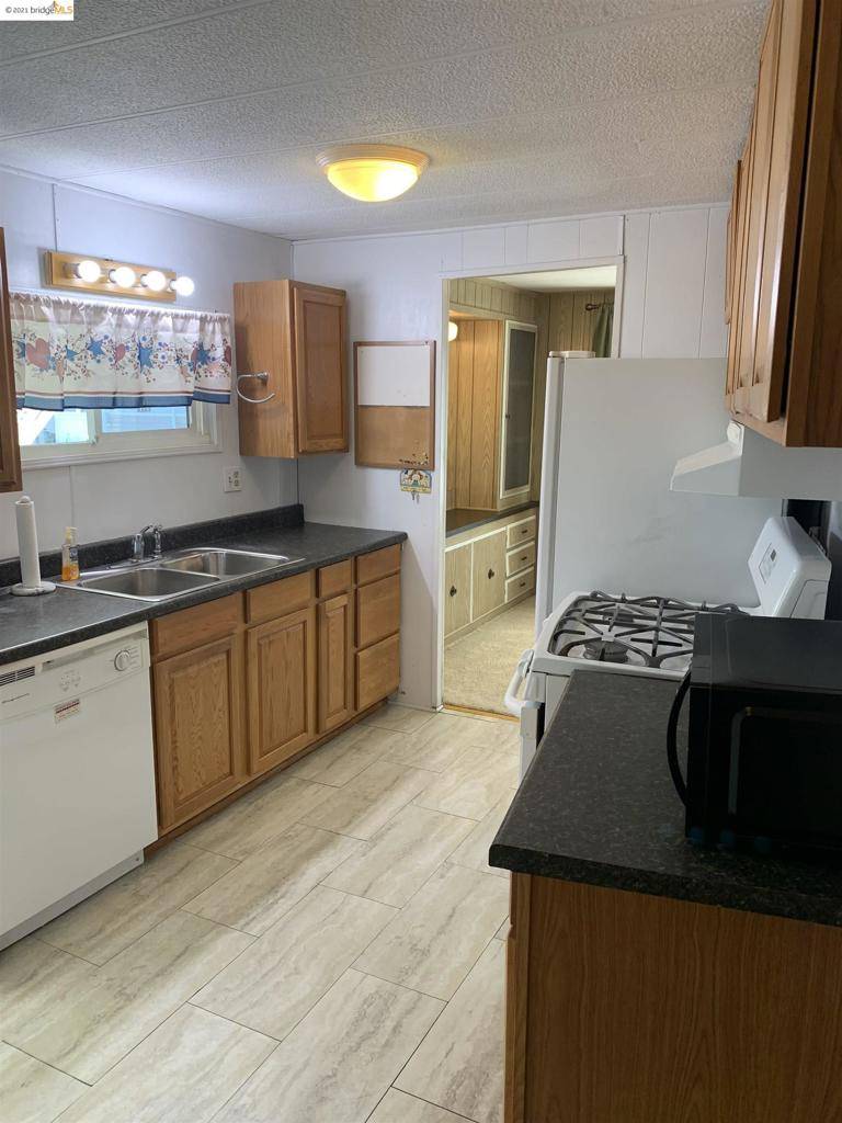 Oakley, CA 94561,124 Zartop Street