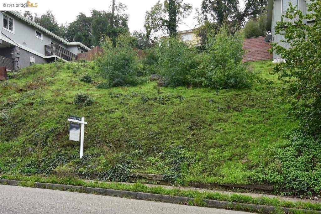 Oakland, CA 94603,6263 Brookside Ave
